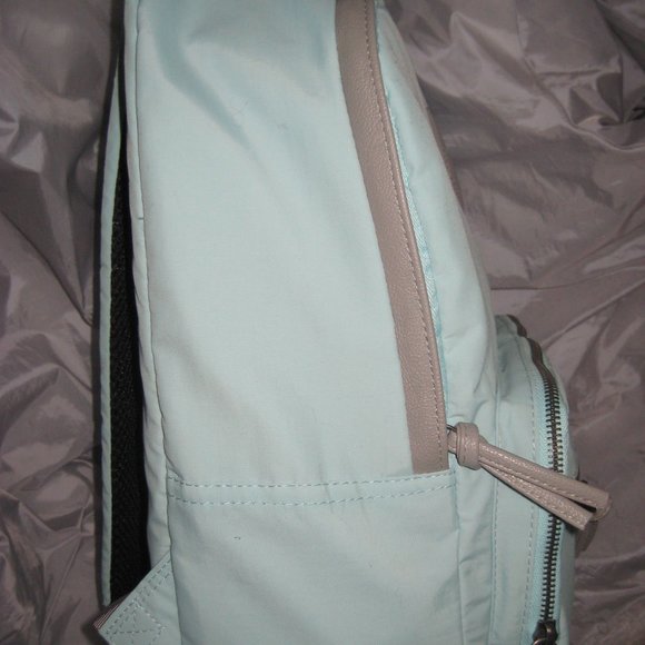 Backpack Aqua Soft Tough Nylon No Boundaries - Picture 3 of 3
